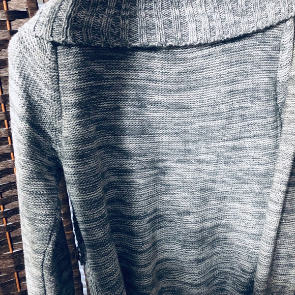Grey Pullover 🥰 - Picture 5 of 6